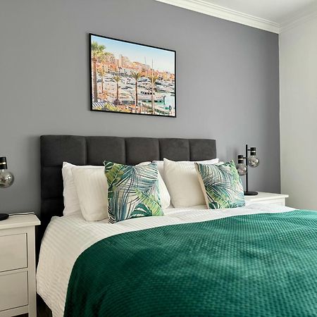 Princess Retreat Beautiful Modern Aprt 2 Min Walk From Quarteira Beach Exteriör bild