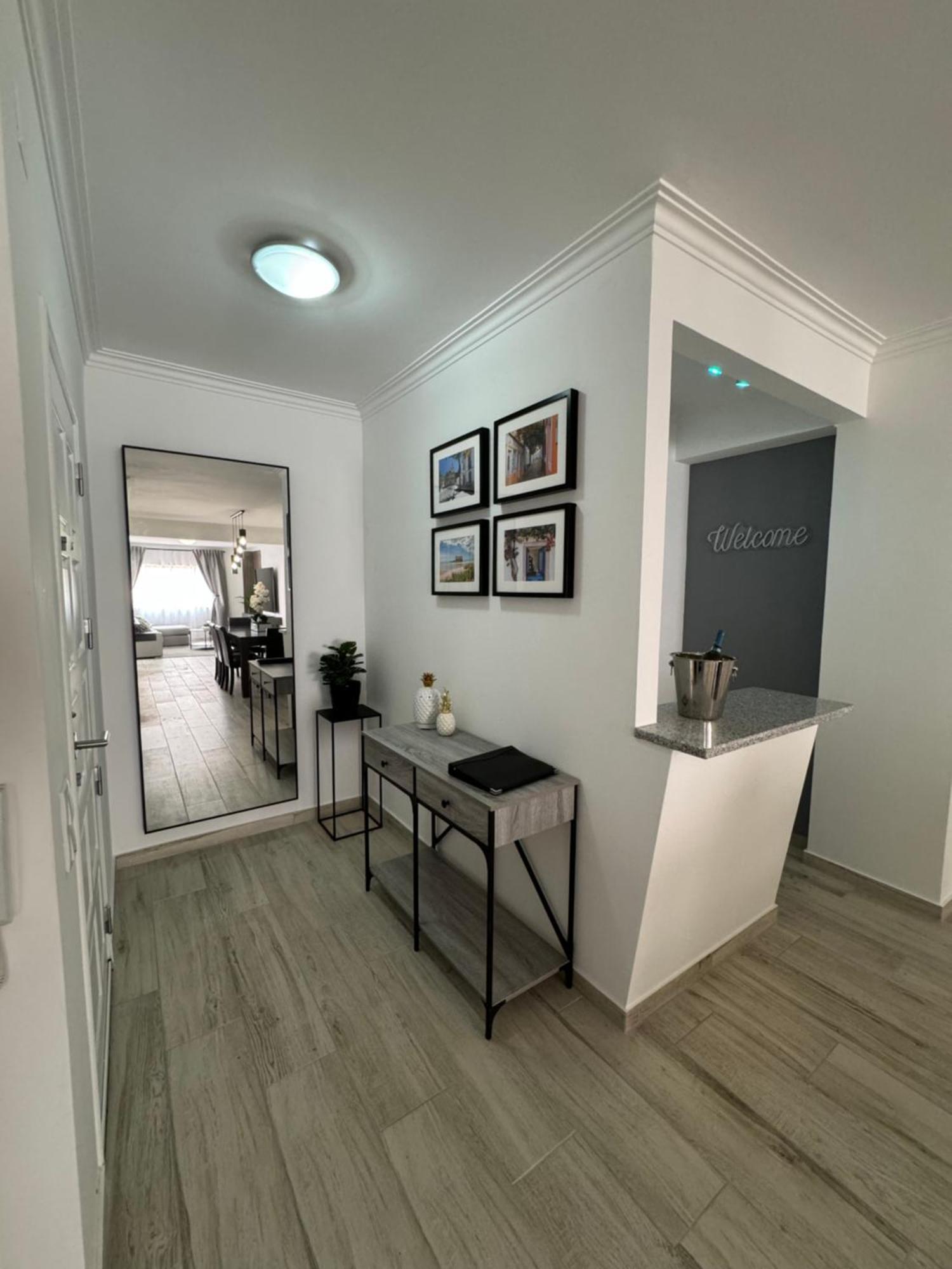 Princess Retreat Beautiful Modern Aprt 2 Min Walk From Quarteira Beach Exteriör bild