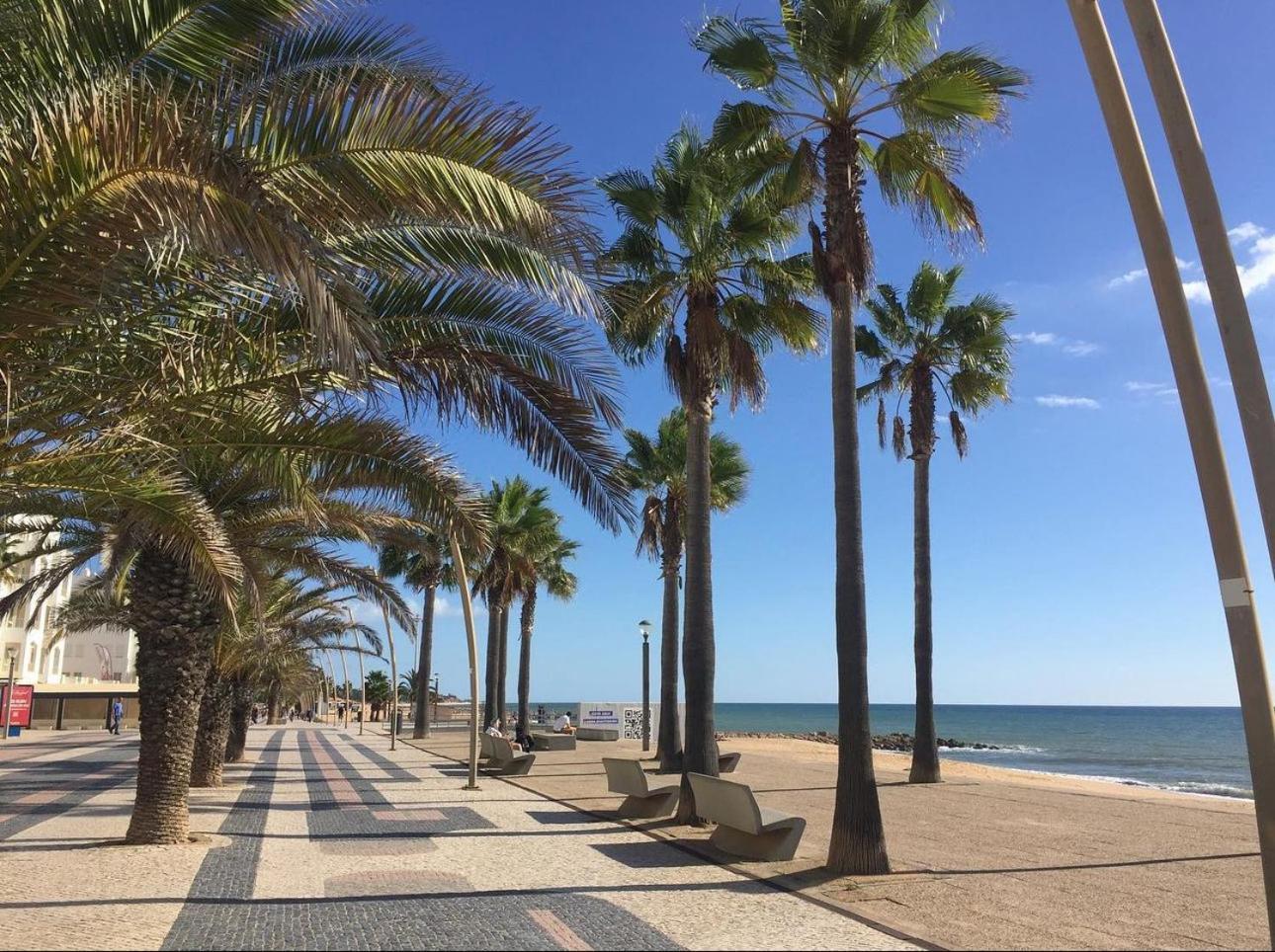 Princess Retreat Beautiful Modern Aprt 2 Min Walk From Quarteira Beach Exteriör bild